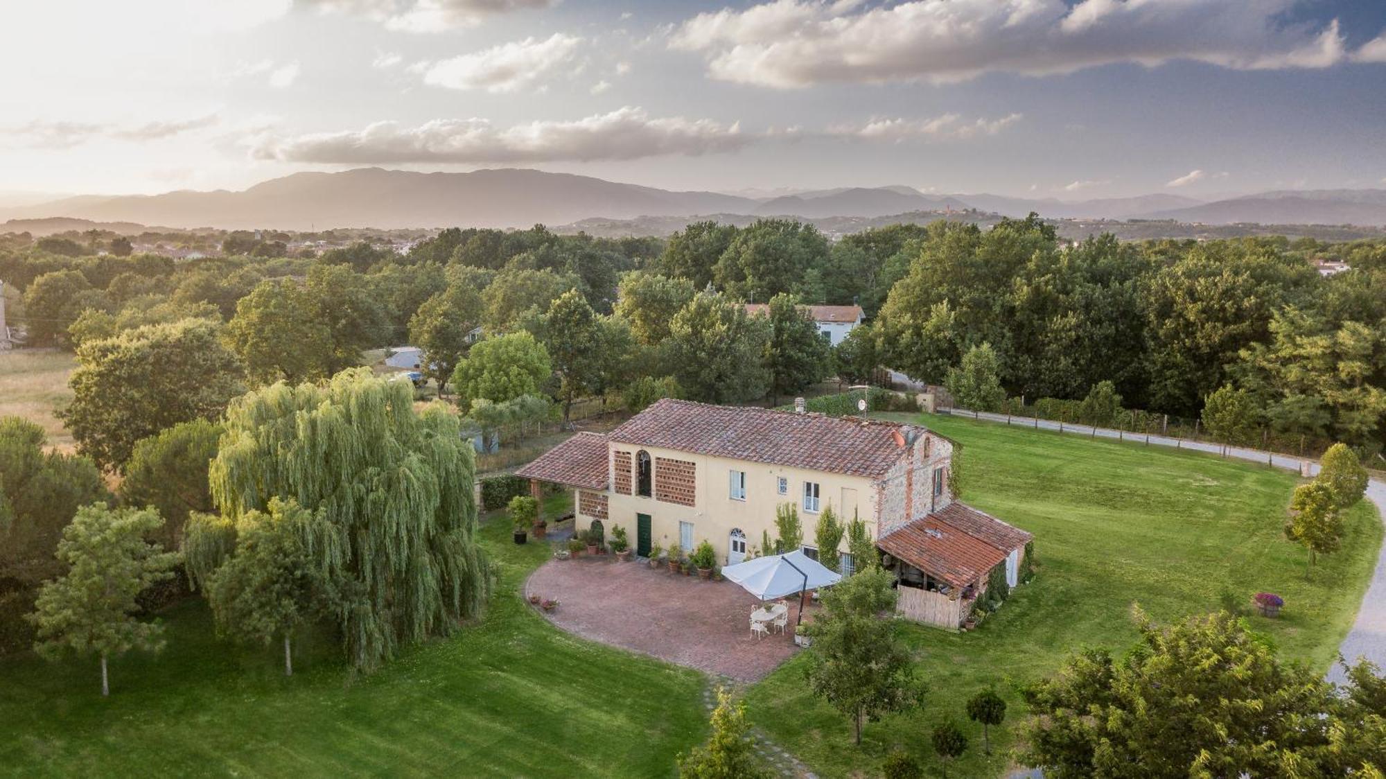 Casolare Del Pin Bono Villa Altopascio Luaran gambar