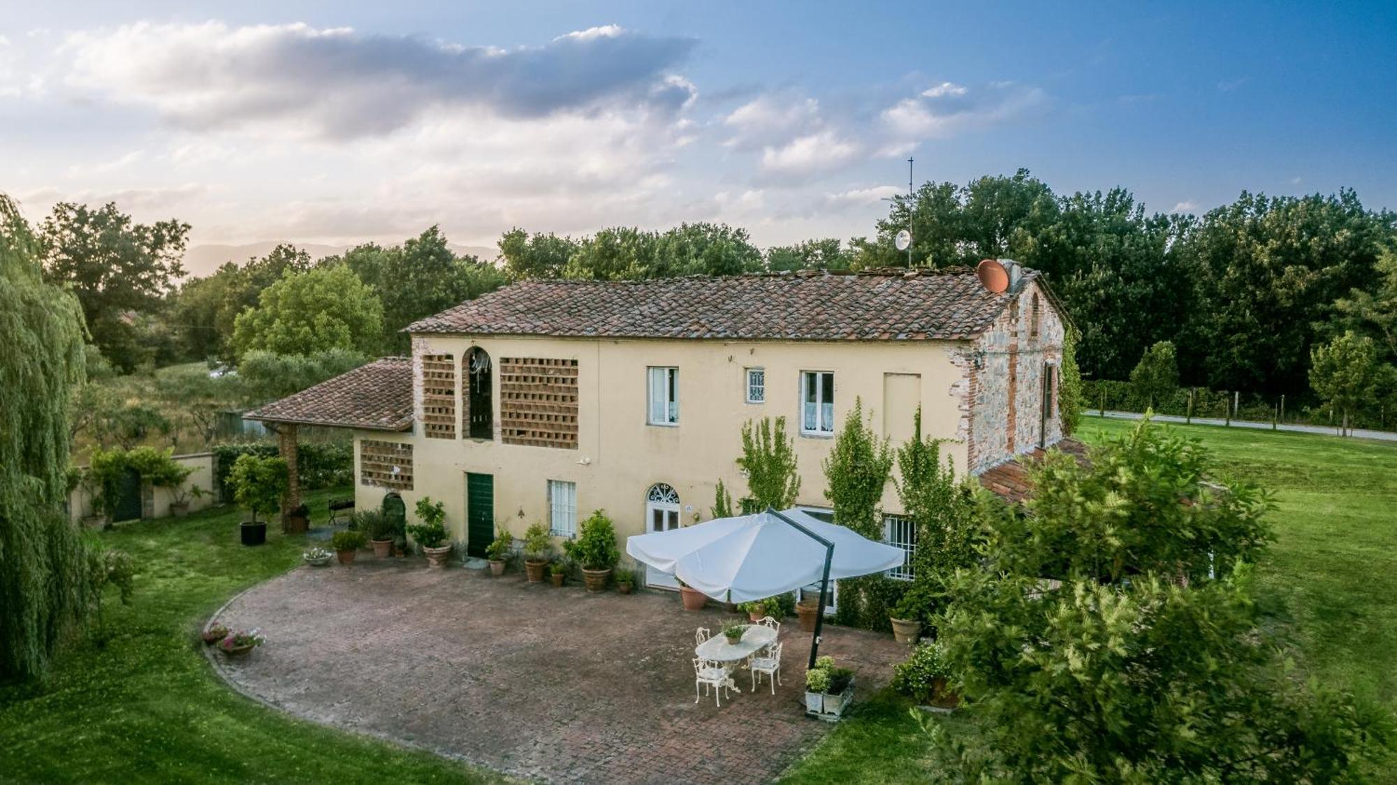 Casolare Del Pin Bono Villa Altopascio Luaran gambar